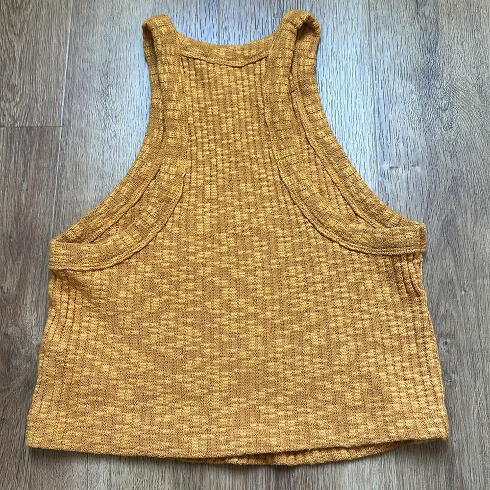 Forever 21 High Neck Ribbed Crop Tank Size Small - Picture 4 of 5